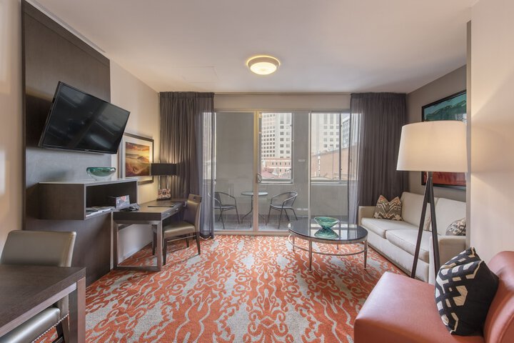 Room 9 of 36
