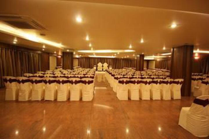Ballroom/Hall 3 of 23