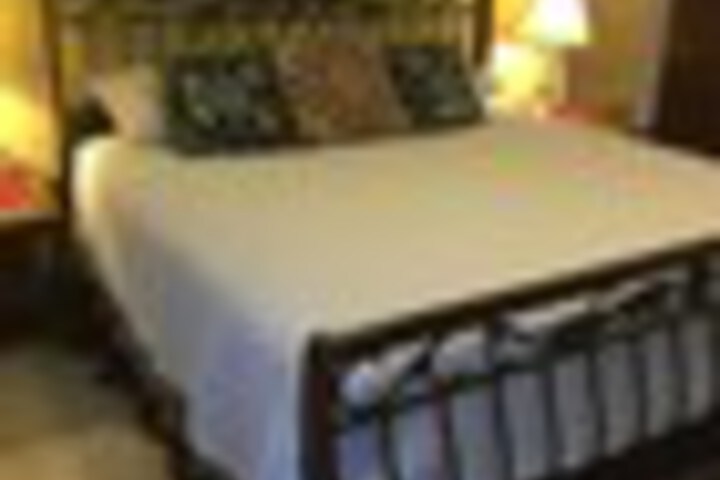 Room 137 of 246