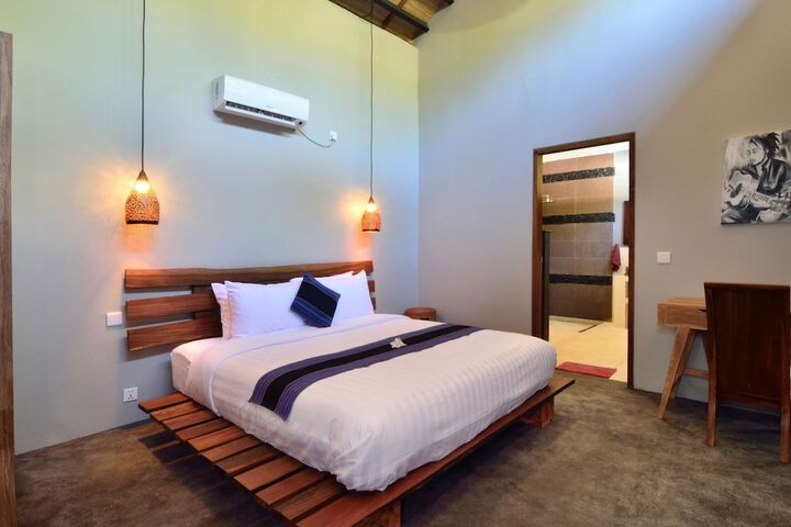 Room 12 of 75