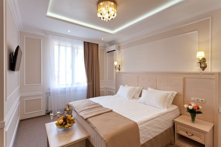 Room 16 of 31