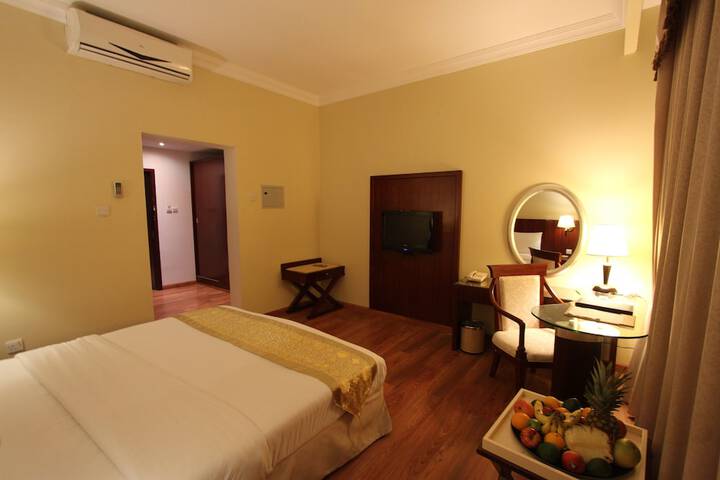 Room 12 of 29