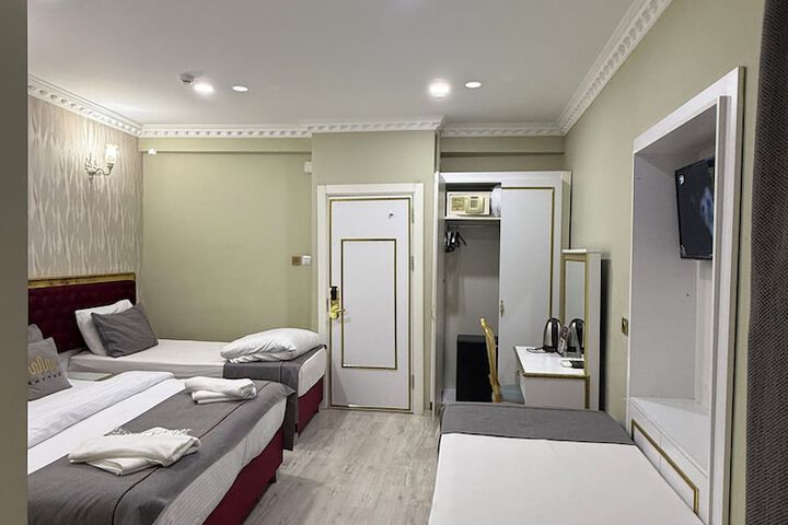 Room 60 of 110