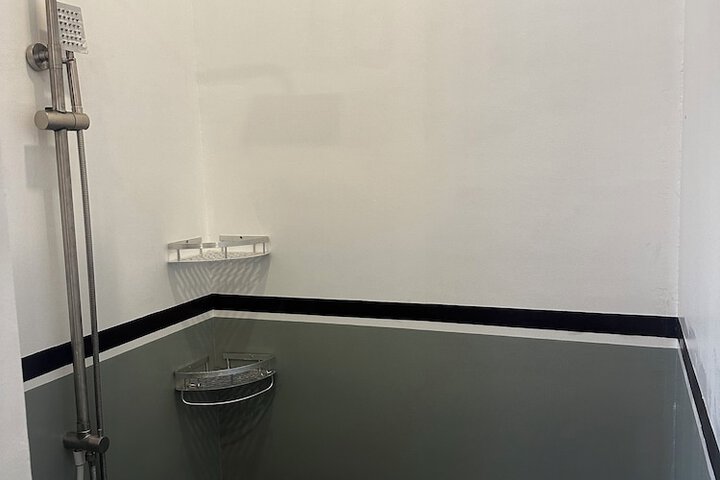 Room 64 of 124