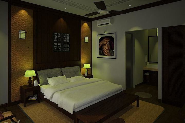 Room 5 of 32