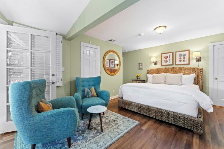 Room 12 of 44