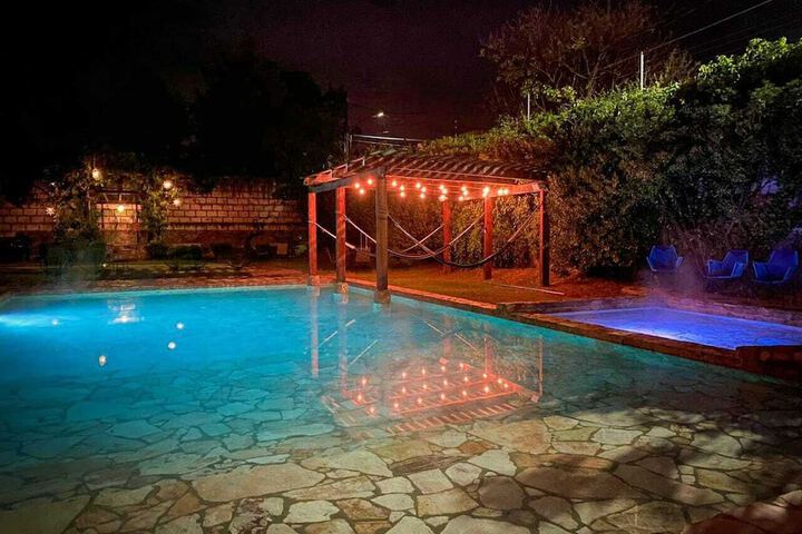 Pool 54 of 149