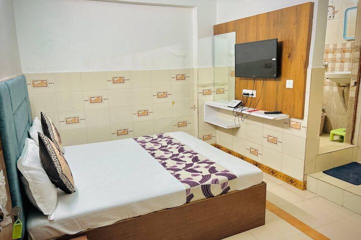 Room 5 of 25