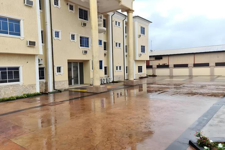 Zafike Royal Hotel