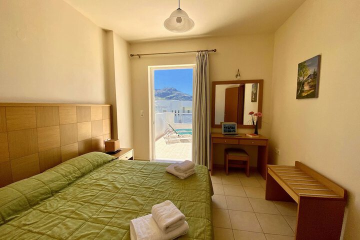 Room 9 of 60
