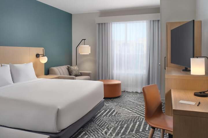 Room 20 of 44