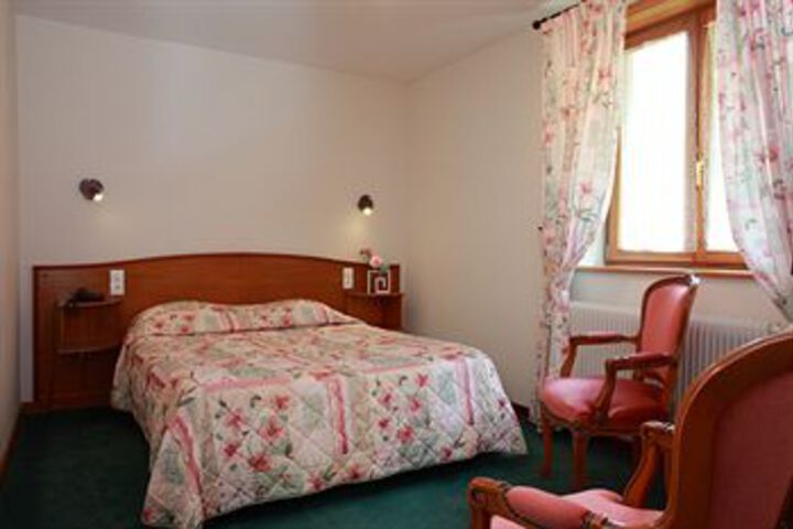 Room 25 of 68
