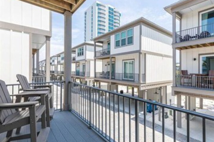 Terrace/Patio 4 of 177