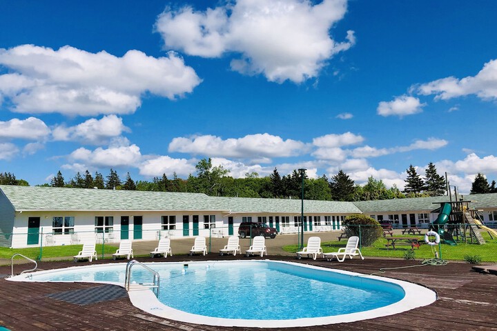 Pool 54 of 81