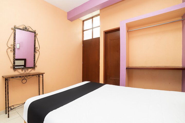 Room 6 of 35