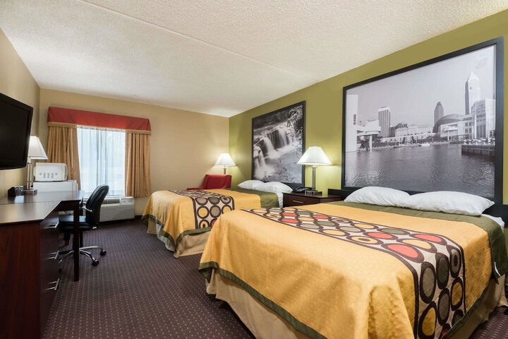 2 Double Beds (2 of 6)