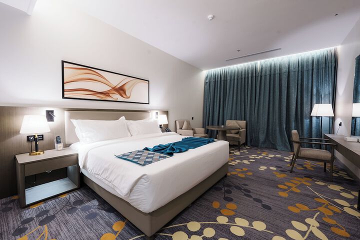Room 3 of 7