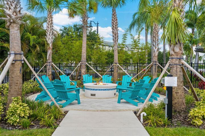 Sundeck 70 of 78