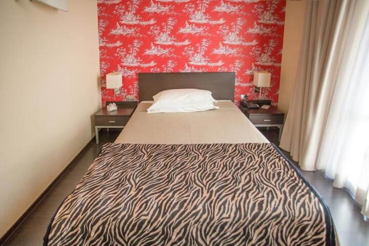Room 8 of 47