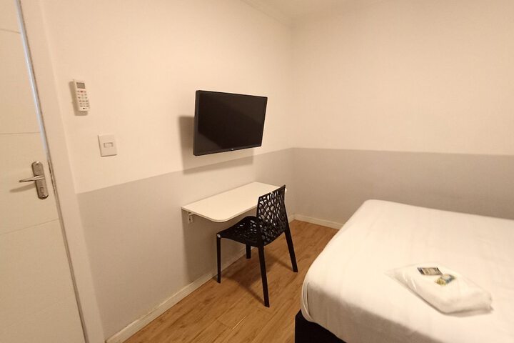 Room 20 of 118