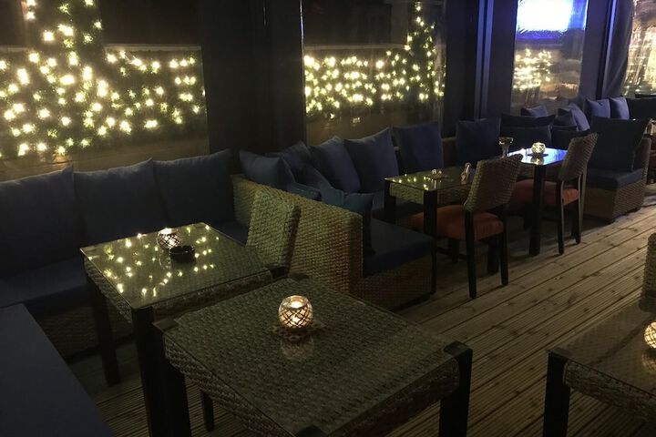 Lounge 41 of 44