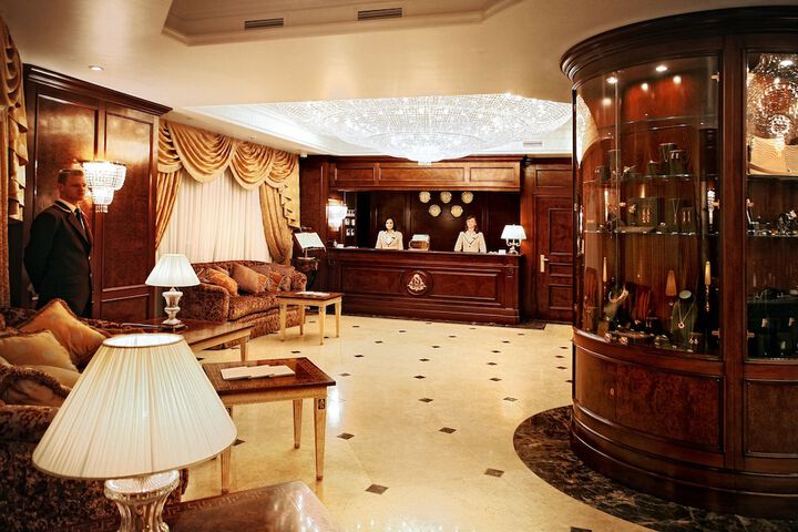 Hotel Lobby