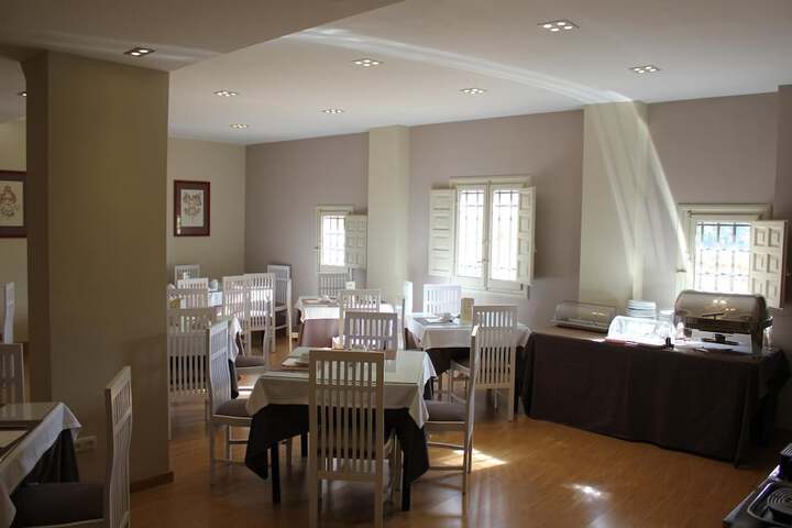 Dining 38 of 56