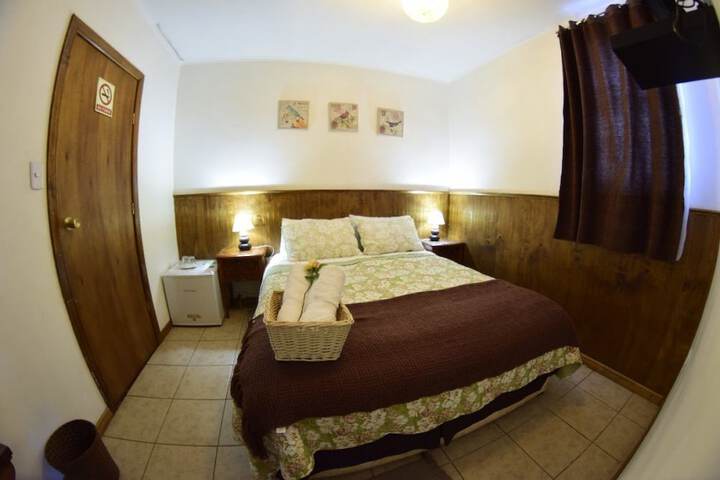 Room 2 of 16