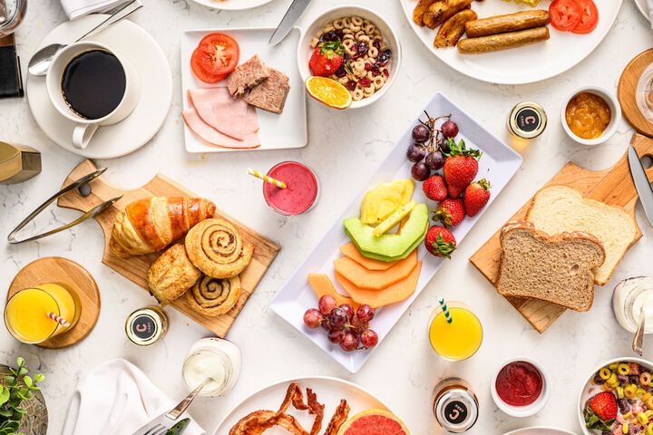 Breakfast buffet