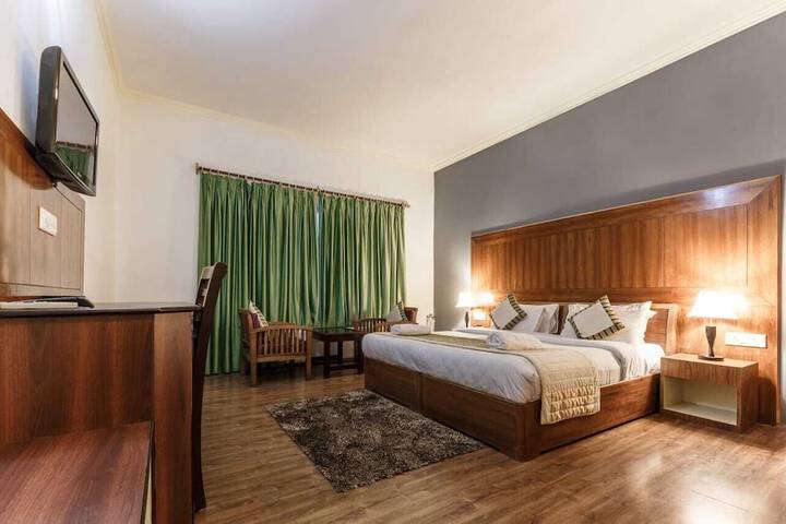Room 3 of 30