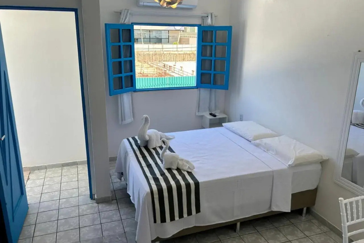 Room 3 of 21