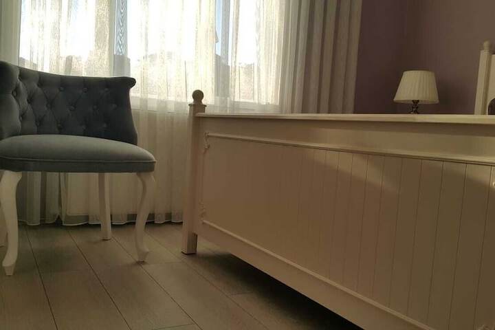 Room 10 of 110