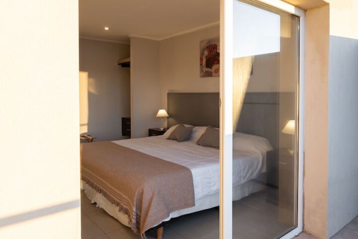 Room 15 of 44