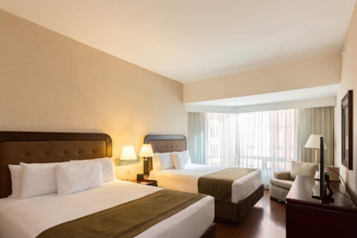 Room 4 of 56