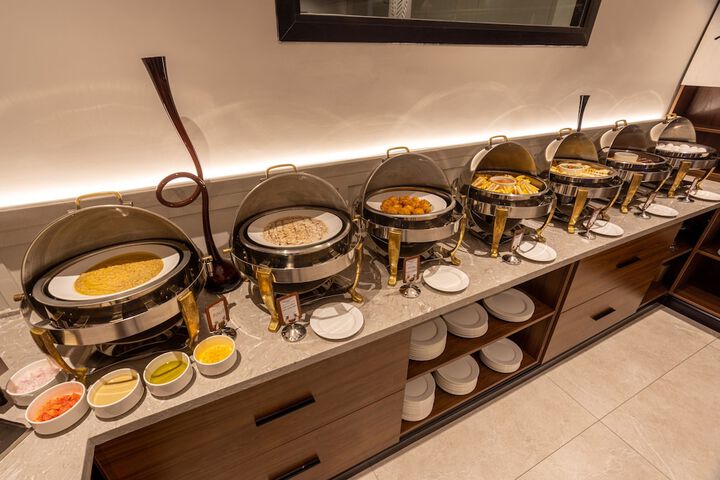 Dining 14 of 20