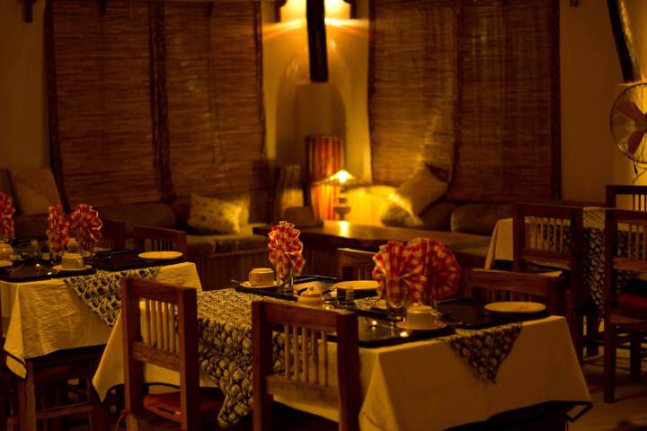 Dining Photos