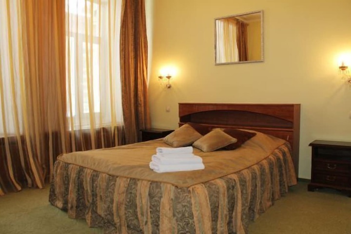Room 5 of 61