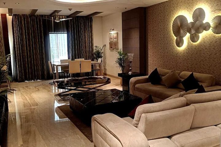 Room 25 of 54