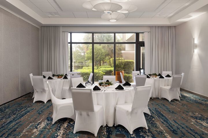 Meeting facility