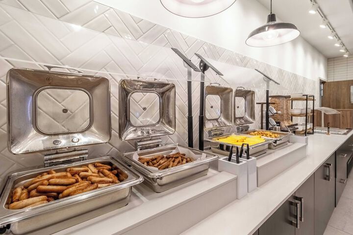 Breakfast/Coffee Service 59 of 83