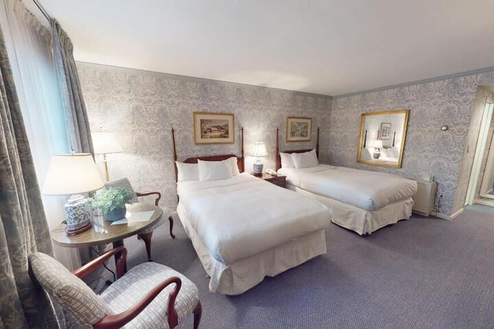 Double Room with 2 Double Beds (3 of 8)