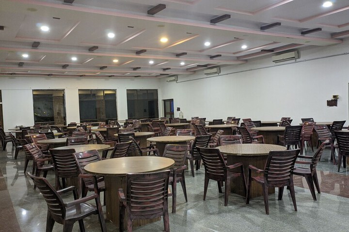 Ballroom/Hall 34 of 67