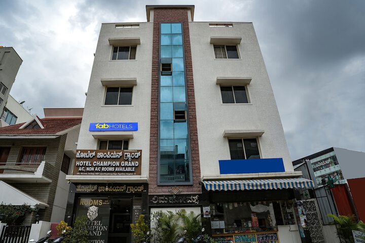 Fabhotel Champion Grand