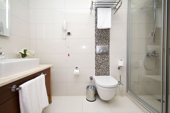 Clean Restrooms