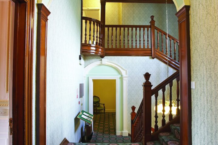 Ballroom/Hall 30 of 36