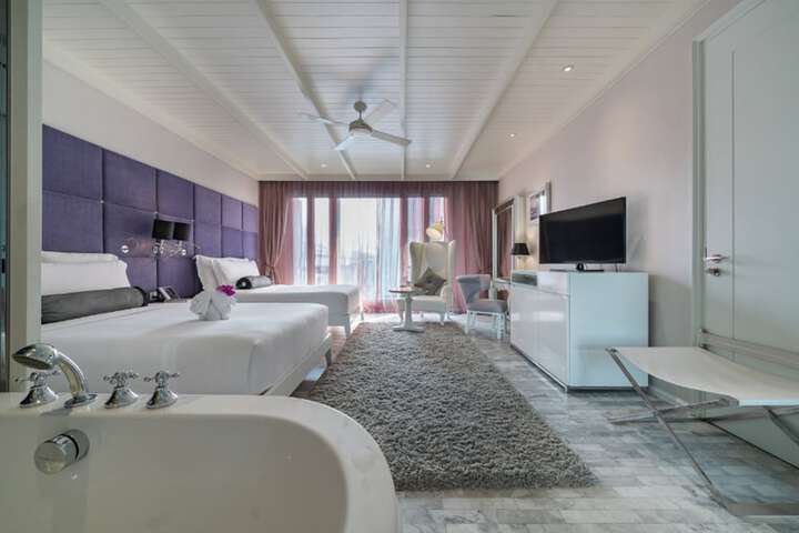 Room 14 of 70