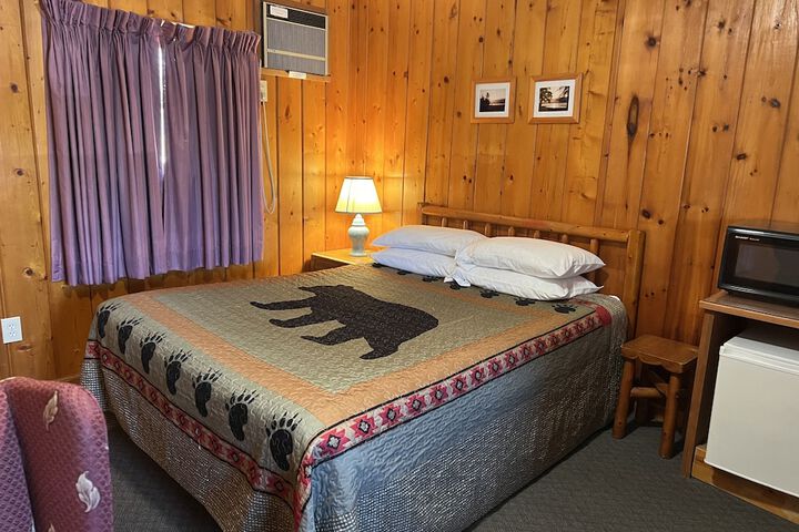 Room 5 of 25