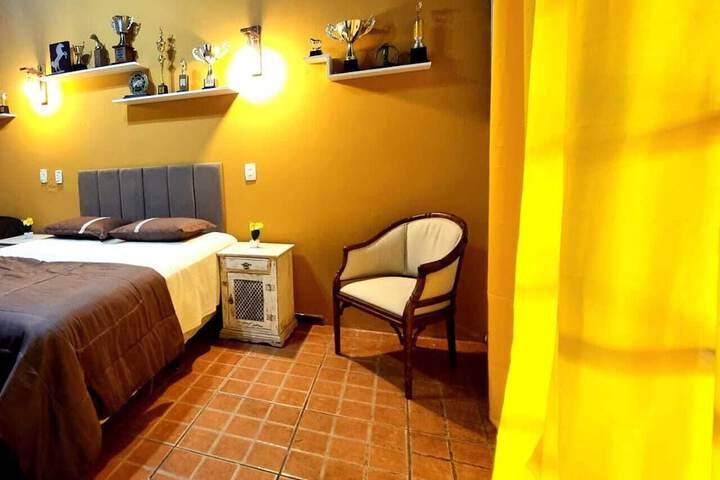 Room 17 of 83