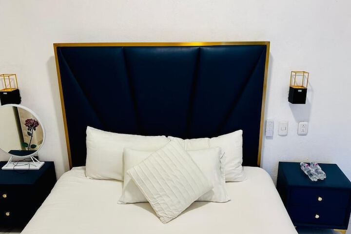 Room 20 of 339