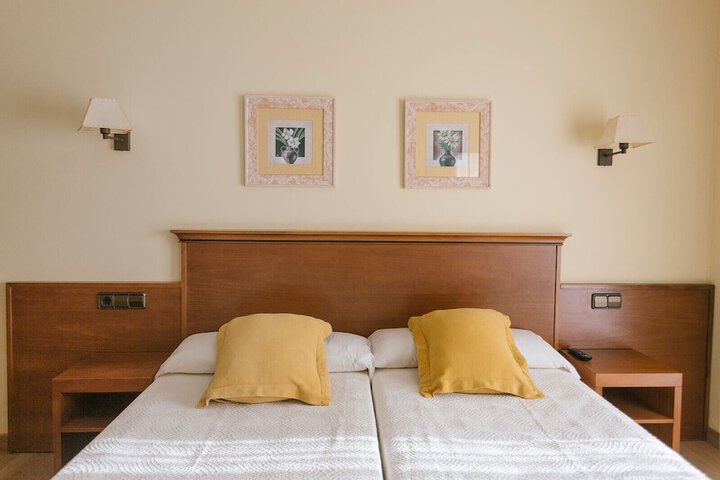 Room 62 of 175